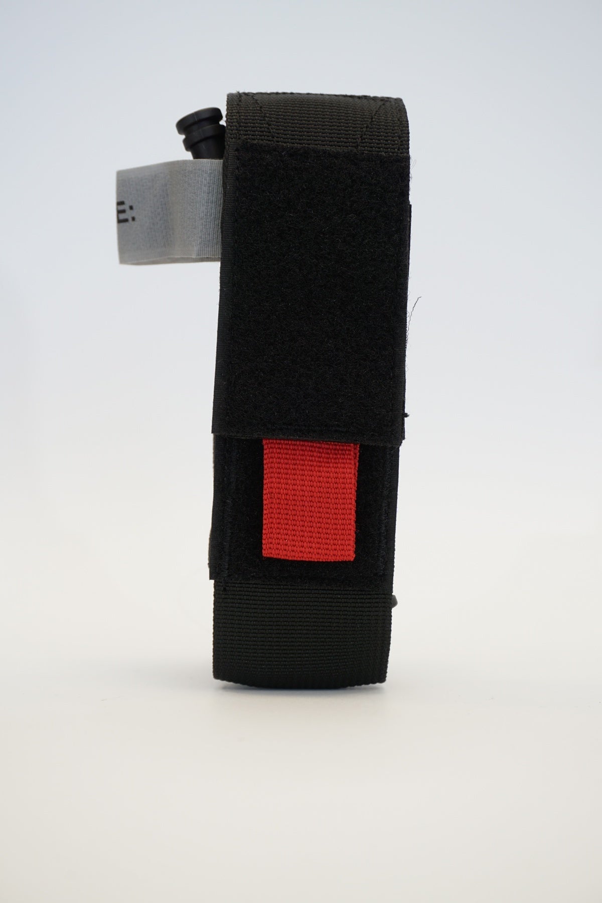 Universalus turniketo (TQ) dėklas